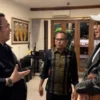 Farhat Abbas memberikan pernyataan terkait laporannya terhadap Denny Sumargo, yang sempat menuai respons netizen dengan berbagai candaan.