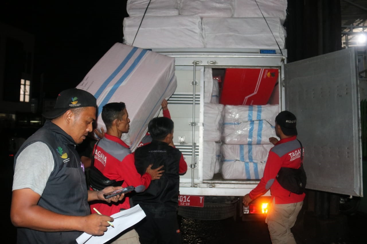 Sentra Abiyoso membantu menyalurkan bantuan kebencanaan untuk masyarakat terdampak banjir di wilayah Kecamatan Bojong Soang.