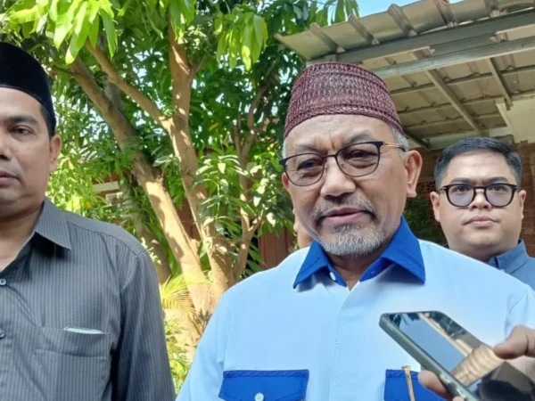 Calon Gubernur Jawa Barat nomor urut 3, Ahmad Syaikhu berkomitmen untuk memperjuangkan kemakmuran masjid dan pesantren.