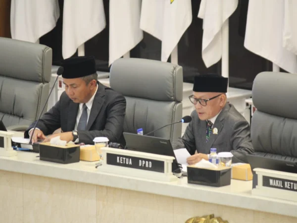 Paripurna pembahasan Propemperda 2025, Jumat (8/11).