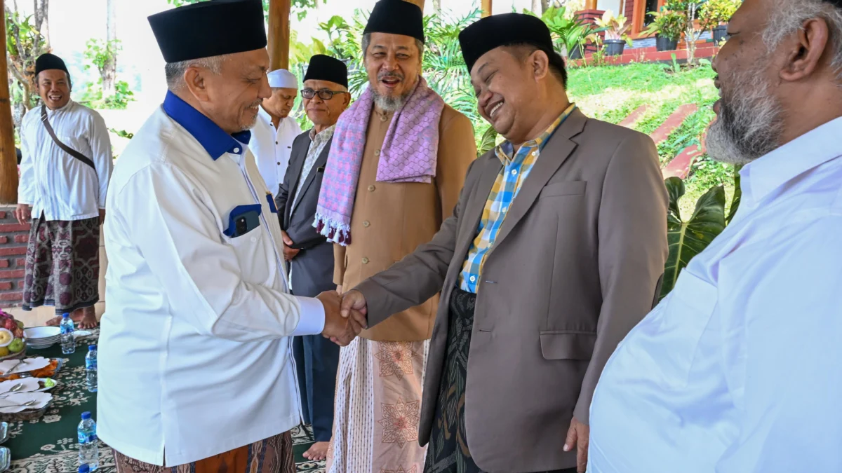 Ratusan Kiai se-Bandung Raya Doa dan Dukung Syaikhu-Ilham Jadi Pemimpin Jabar