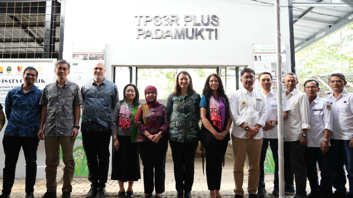 Solusi Pengelolaan Sampah Cekungan Bandung, Pemkab Bandung Bangun TPS3R di Desa Padamukti. Foto Istimewa