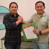 Calon Wali Kota Bogor, Nomor Urut 5, Dokter Rayendra bersama Ketua DPD Fadil Bogor Raya, Karunia Putra. (Yudha Prananda / Istimewa)