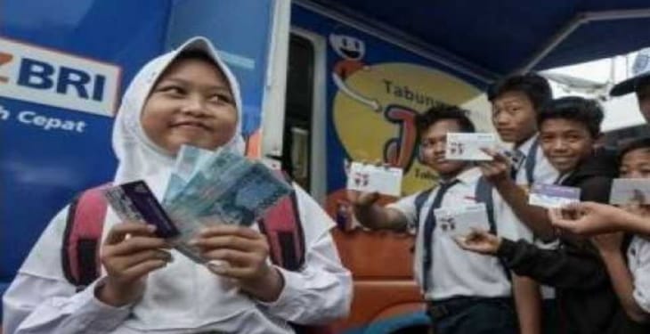 Bantuan pendidikan dari BRI