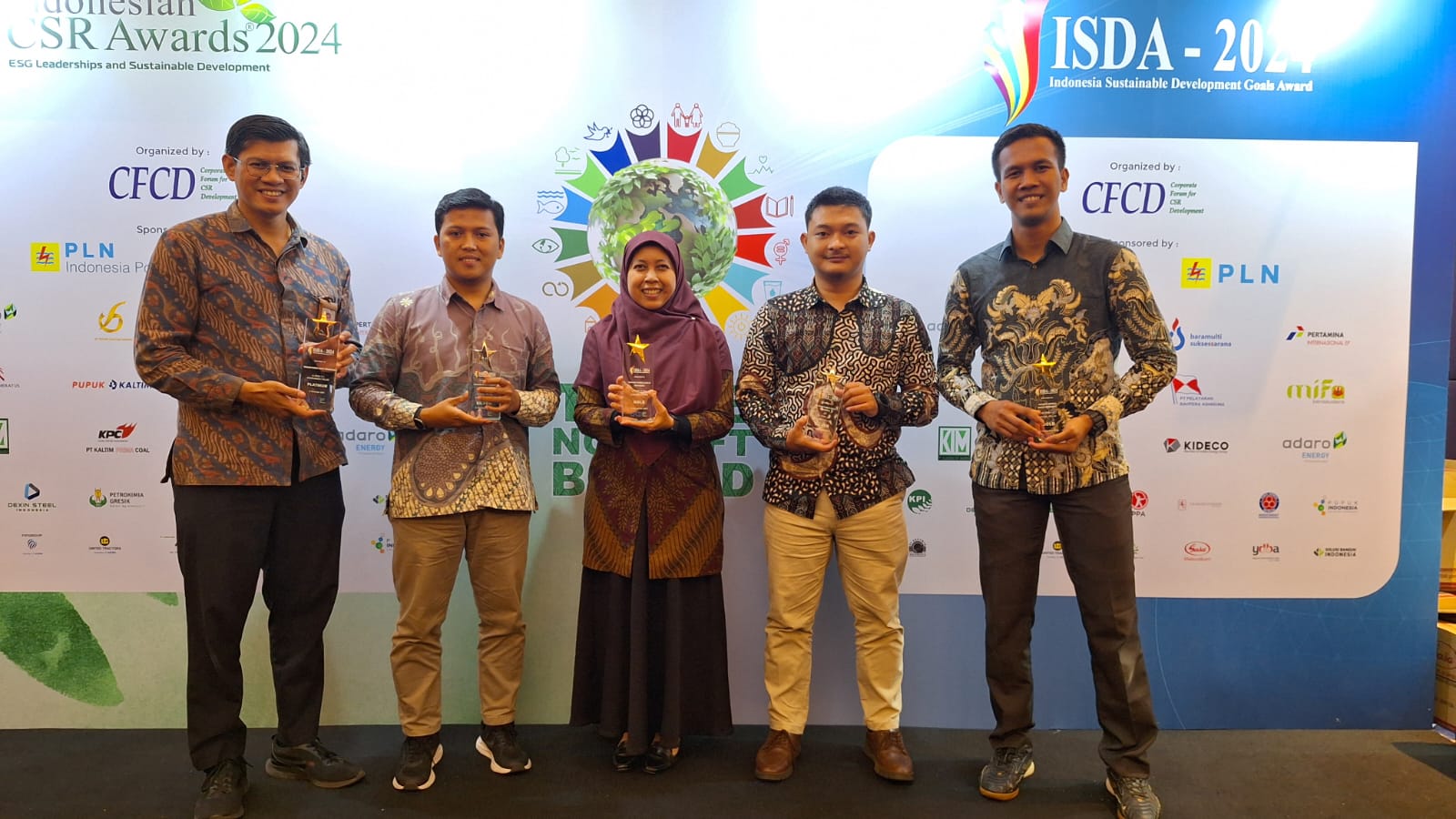 Rumah Zakat Raih 5 Penghargaan dalam Indonesian SDG's Award 2024, Satu diantaranya Meraih Predikat Platinum