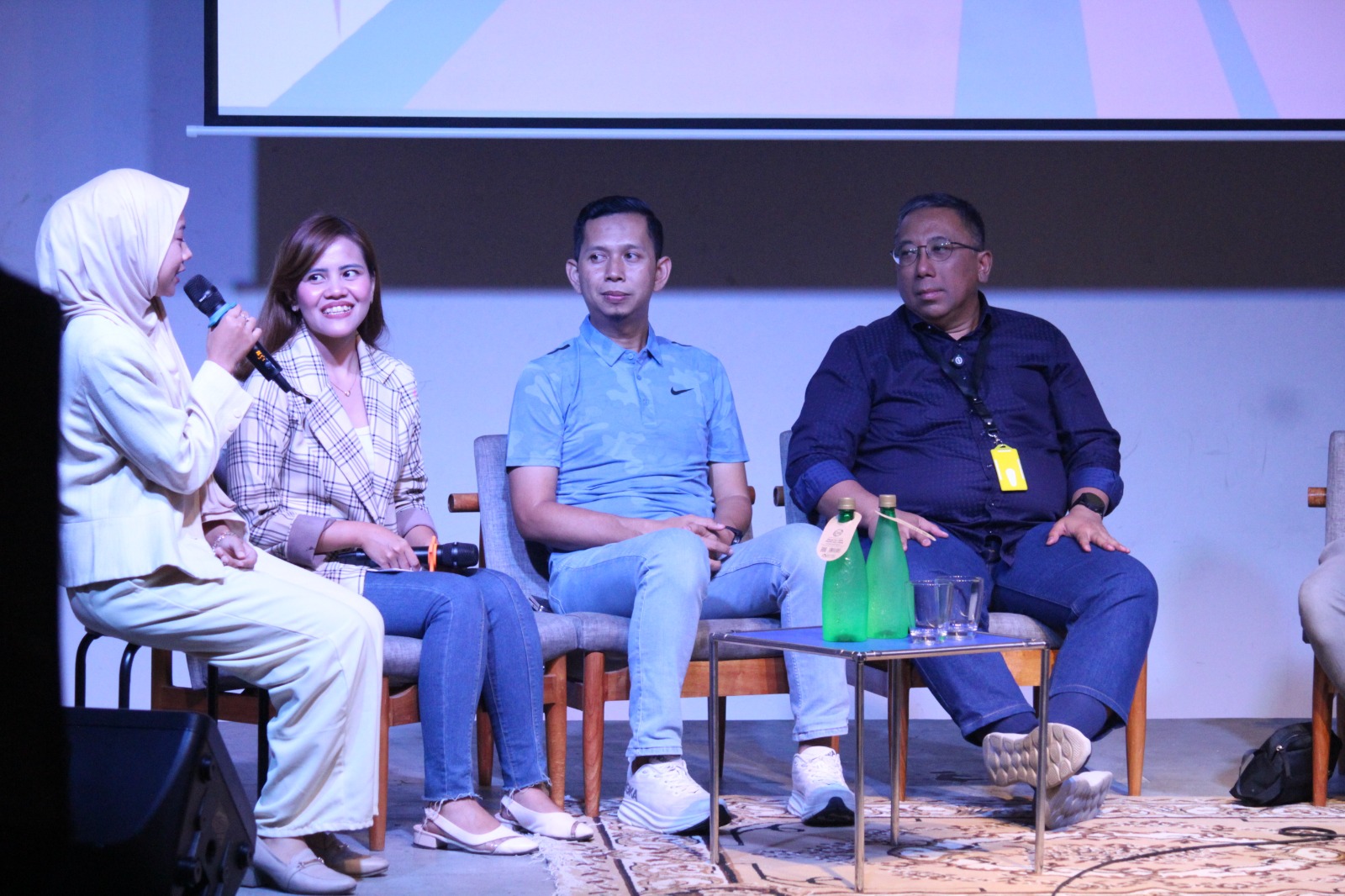 Pendidikan mental bagi anak anak dan pemuda akan menjadi perhatian khusus pasangan calon Wali Kota Bandung Haru - Dhani.