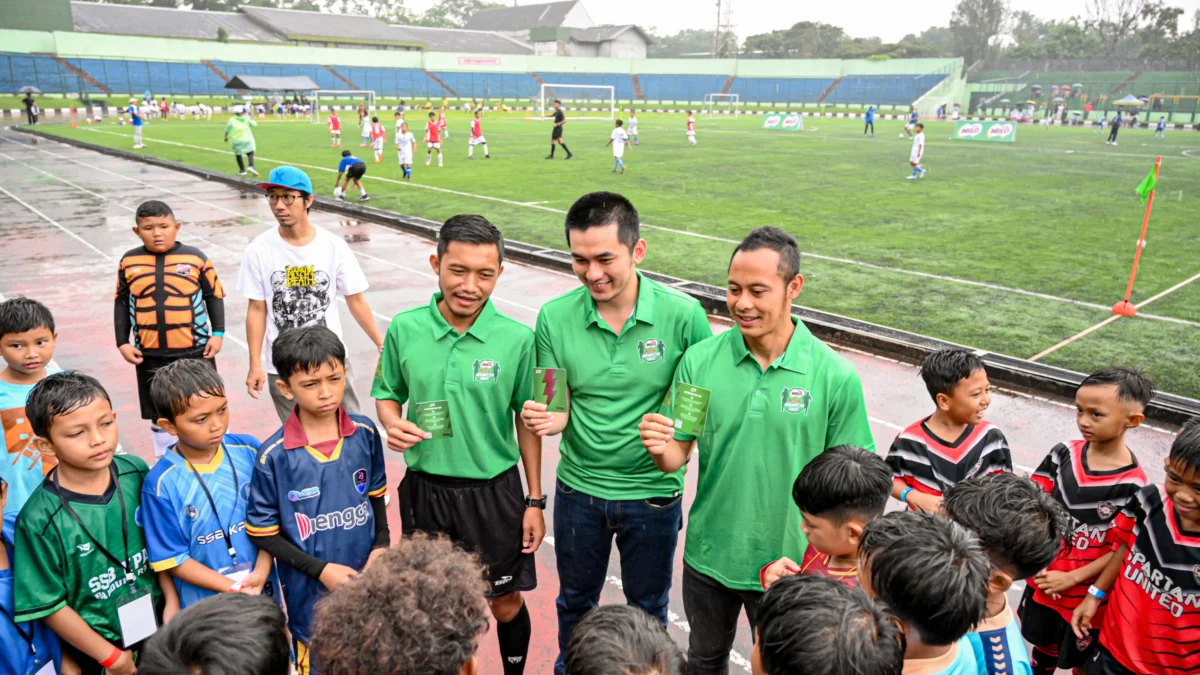 Nestlé MILO Luncurkan MILO Kartu Petir: Panduan Keselamatan bagi Wasit agar Tetap Aman Saat Hujan