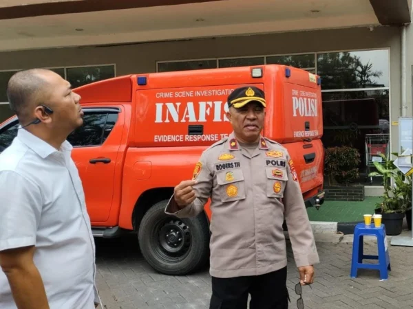 Seorang mahasiswa dari salah satu perguruan tinggi di Jatinangor, Kabupaten Sumedang ditemukan tewas di fasilitas Umum Apartemen Pinewood