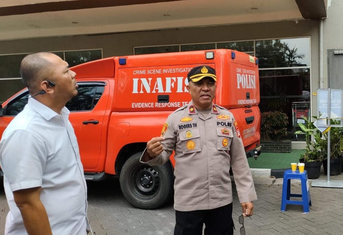 Seorang mahasiswa dari salah satu perguruan tinggi di Jatinangor, Kabupaten Sumedang ditemukan tewas di fasilitas Umum Apartemen Pinewood