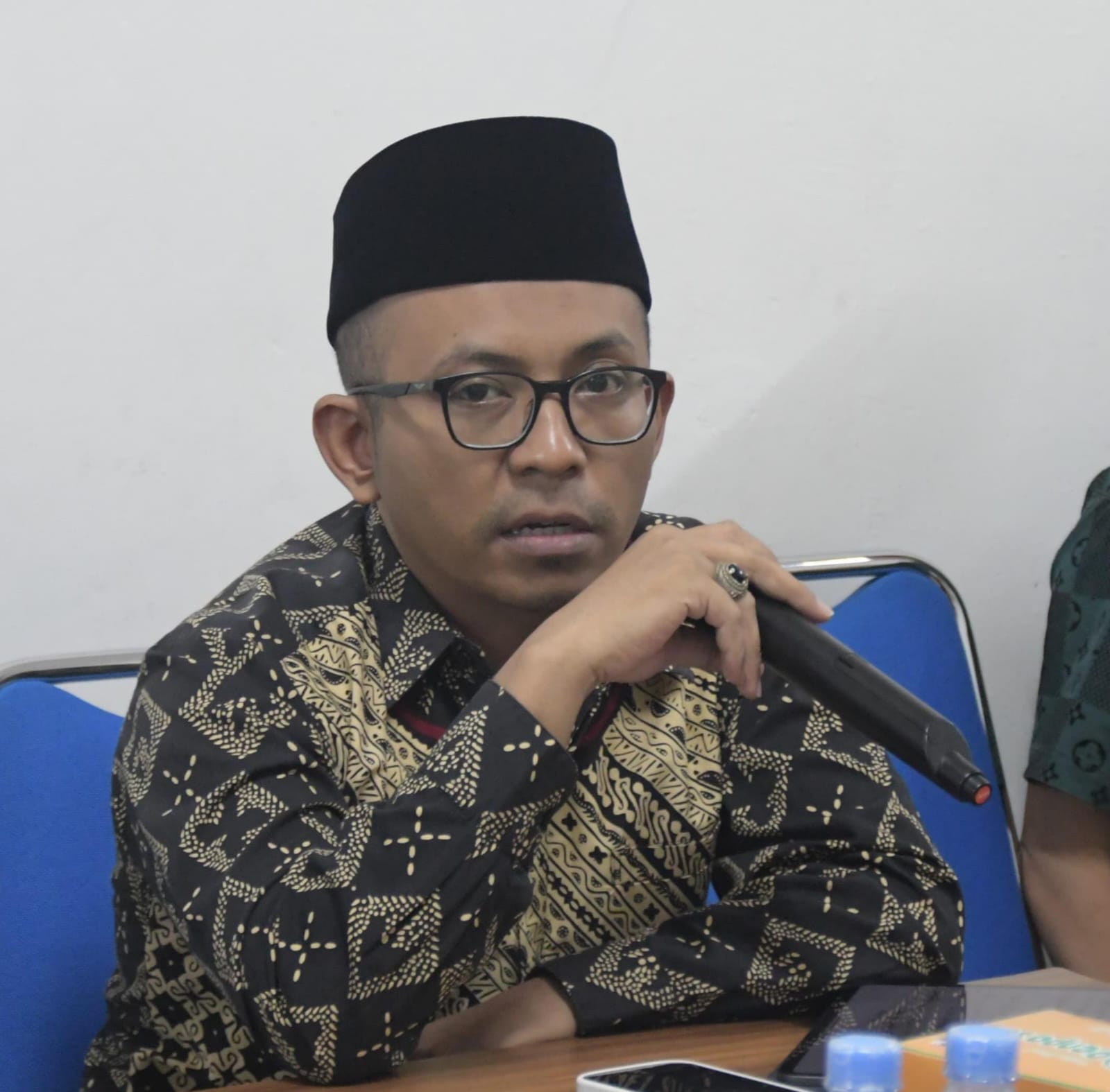 Anggota DPRD Jabar Fraksi PKB dari Dapil XIII, Maulana Yusuf Erwinsyah soroti masih tingginya angka pengangguran hingga 1,79 juta orang pada 2024.