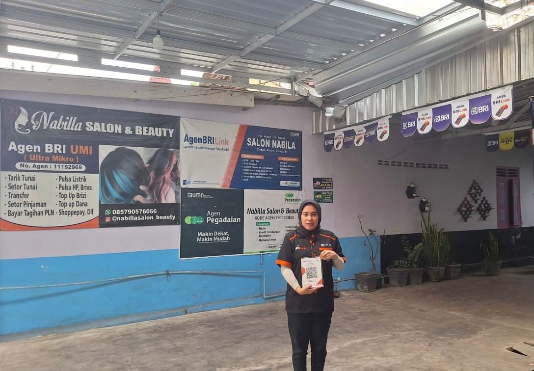 Nabilla Salon-Beauty, usaha kecantikan yang dirintis oleh Asmaul Yulita Sari sejak 2015 terus berkembang dan menjadi solusi perbankan dengan bergabung sebagai AgenBRILink