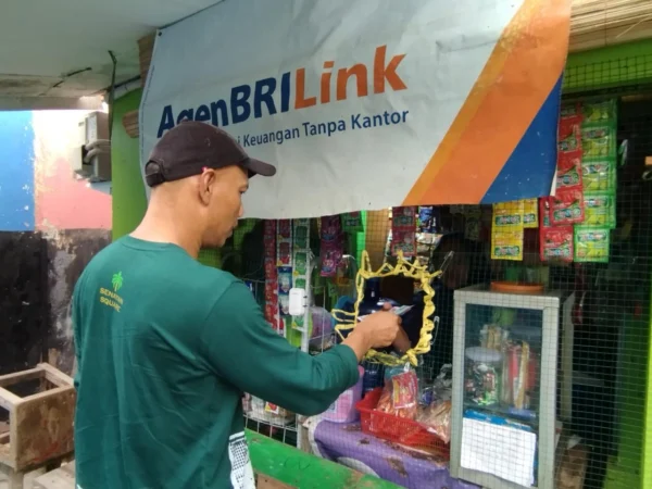 BRI terus berkomitmen perkuat ekonomi sampai pelosok dengan Agen BRILink