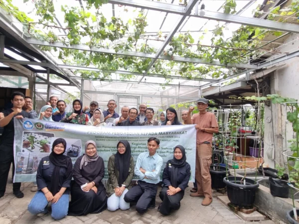 Fakultas Teknik Unjani Gelar PKM Bersama Komunitas Hidroponik Cimahi