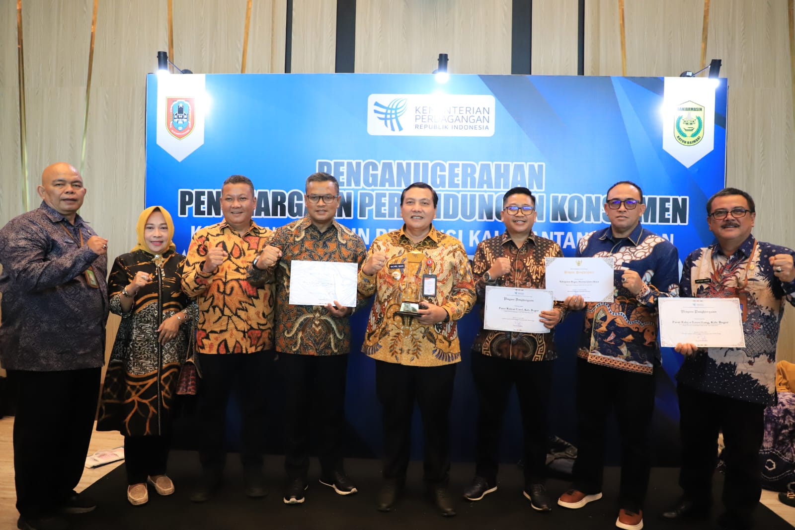 Pemkab Bogor Raih Penghargaan Perlindungan Konsumen dari Kementerian Perdagangan