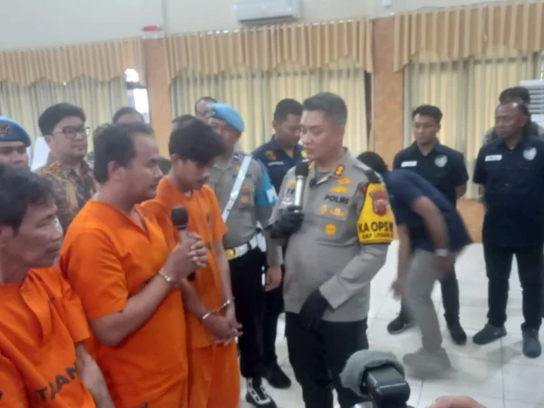 Tiga Pelaku Pengedar Uang Palsu, Berhasil di Tangkap Polres Cimahi (Mong / Jabar Ekspres)