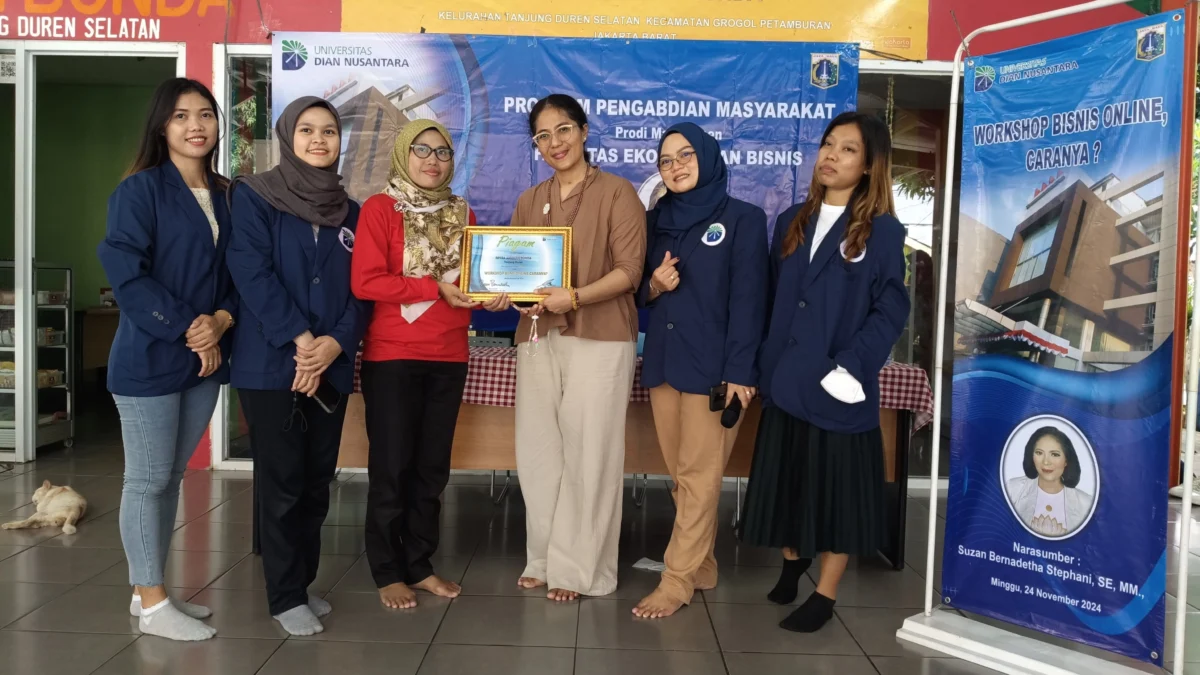 Program Studi Manajemen, Fakultas Ekonomi dan Bisnis Universitas Dian Nusantara (UNDIRA) menyelenggarakan pelatihan bertema "Workshop Online Business