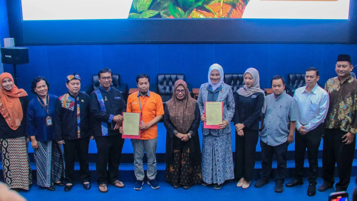 Jajaran Pemkot Bogor saat melakukan Kick Off bantuan untuk Baduta Stunting, Kamis (28/11). (Yudha Prananda / Jabar Ekspres)