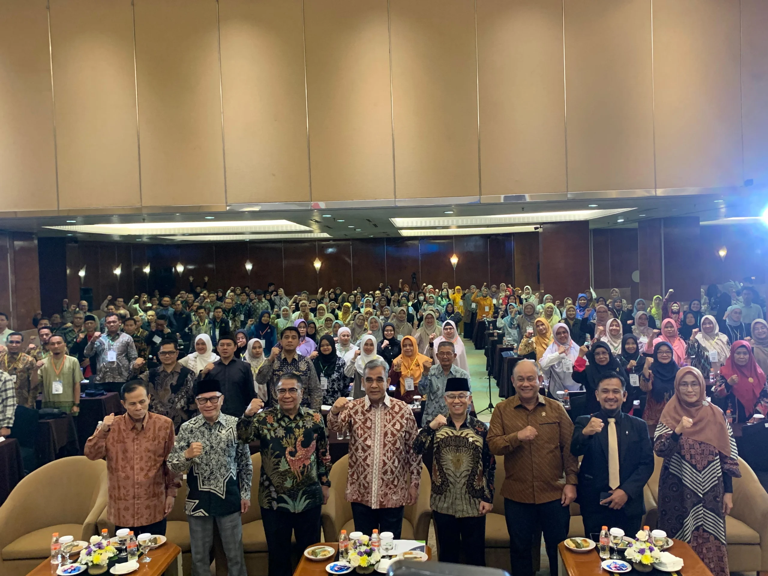 Jawab tantangan pendidikan di Indonesia, Darul Hikam gelar Konferensi pendidikan di Hotel Preanger, Kota Bandung, Jumat (29/11). (Sadam / Jabar Ekspres)