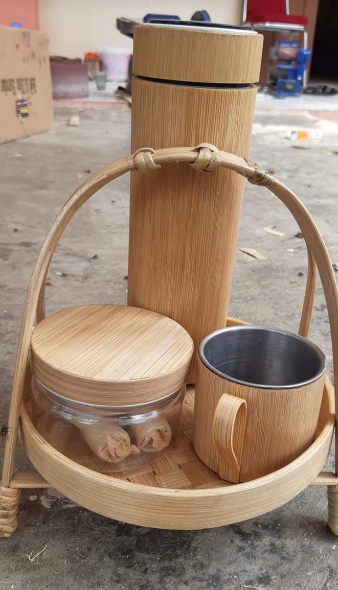 Casing Tumbler, Kerajinan Tangan Bambu Karya Disabilitas Bandung Barat