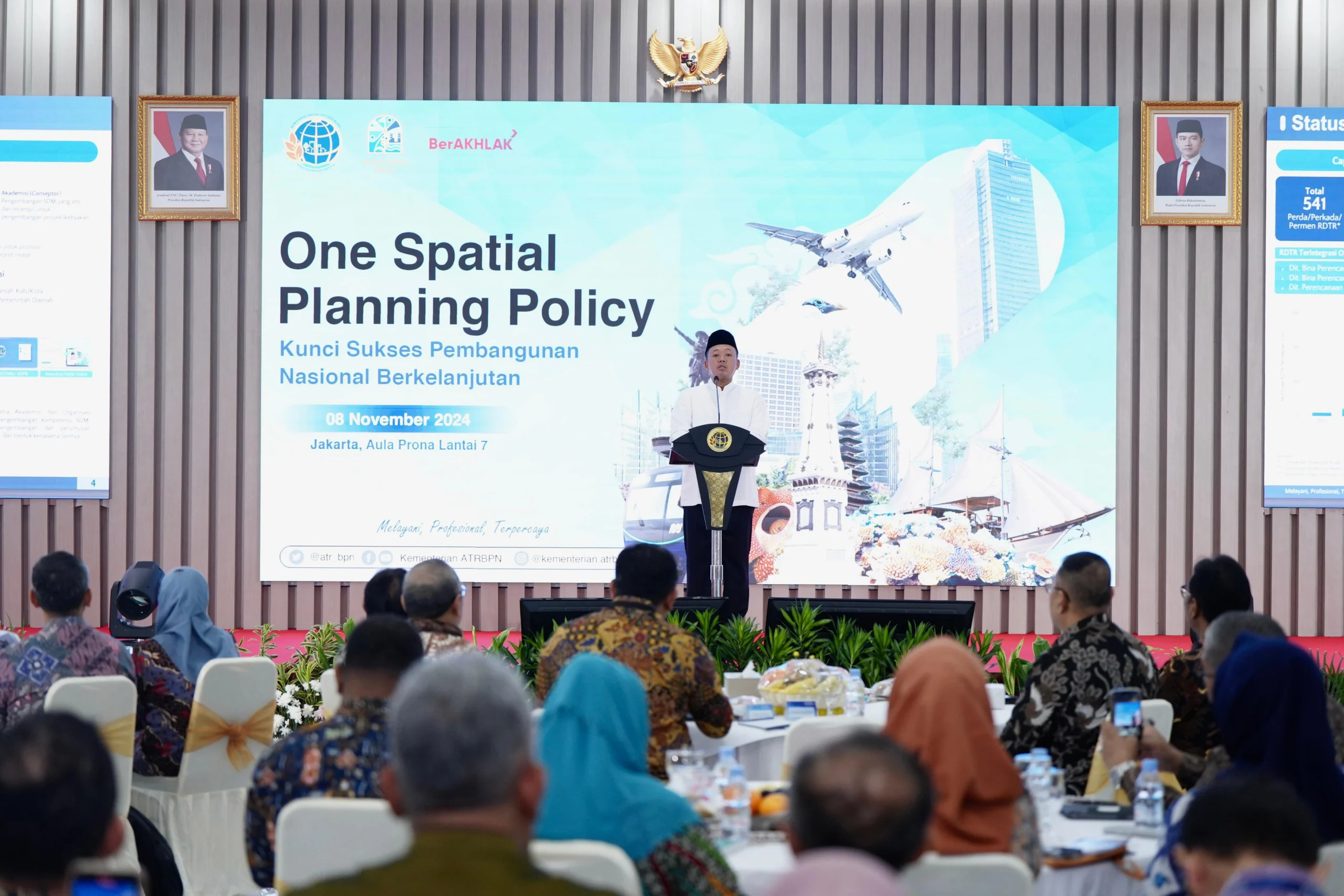 Menteri Nusron saat menghadiri Talkshow Tata Ruang, di Aula Prona Kementerian ATR/BPN, Jumat (08/11/2024)