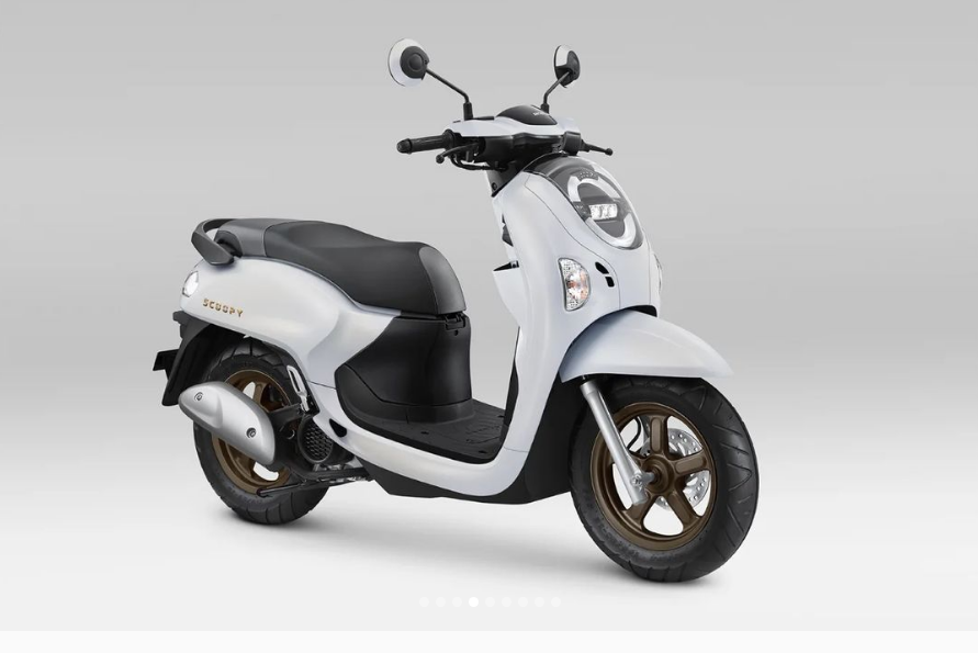 New Honda Scoopy 2024 Pakai Cover di Setang, Tampilan Makin Lucu