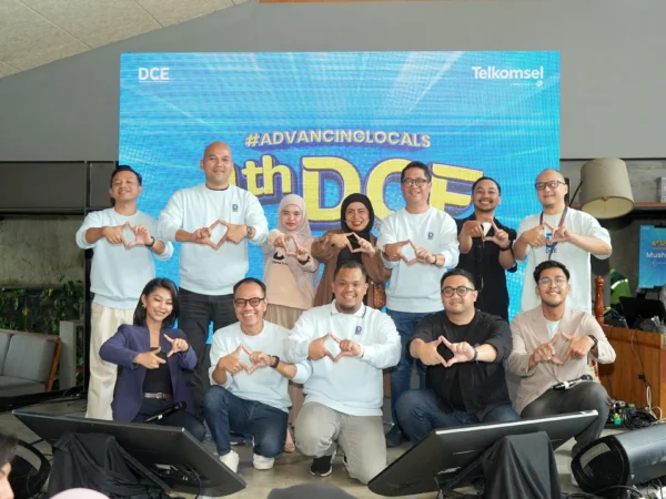 Peluncuran program Digital Creative Entrepreneurs (DCE) ke-4 dengan tema “Advancing Locals” oleh Telkomsel.