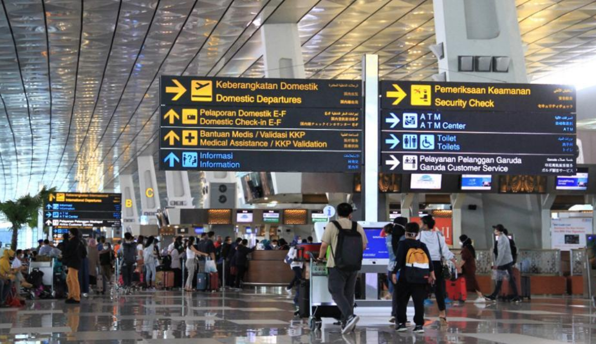 Pergerakan penumpang pesawat di Bandara Soekarno Hatta (Soetta) meningkat.-Ilustrasi/Bandara Soetta-