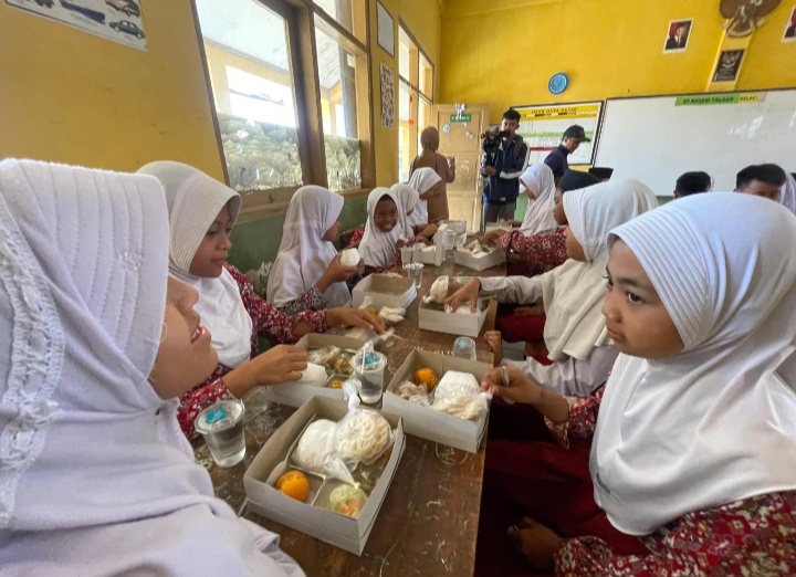 Foto ilustrasi makan siang bergizi gratis di Kota Bandung (Dok Jabar Ekspres)