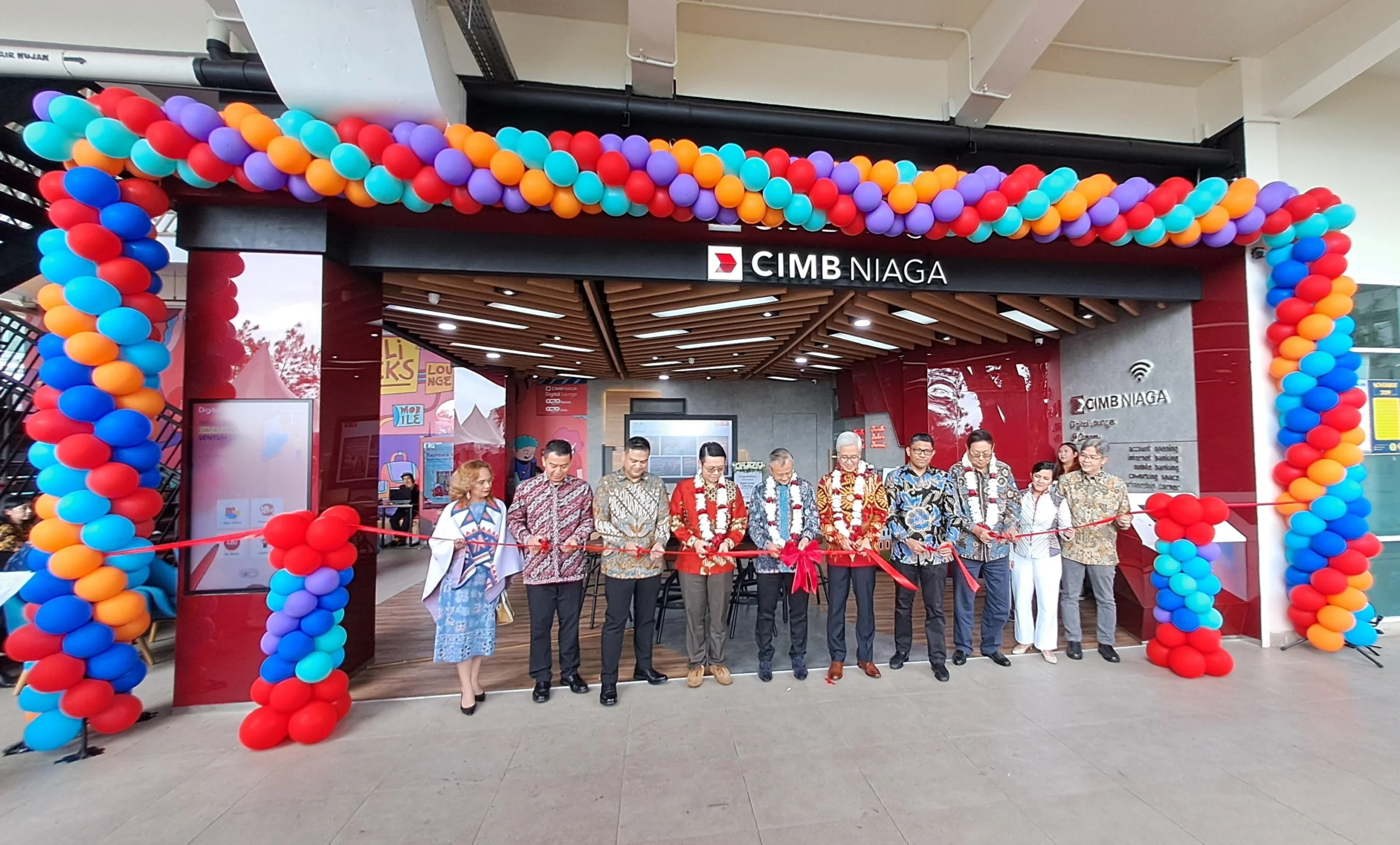 Tingkatkan Financial Education, CIMB Niaga Hadirkan Digital Lounge @Campus di Universitas Katolik Parahyangan Bandung