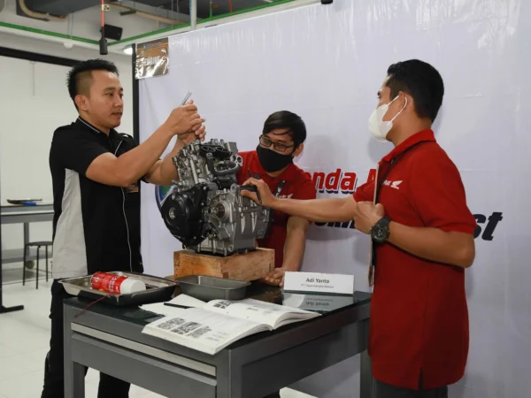 Teknisi AHASS Siap Adu Keterampilan Teknis Sepeda Motor Honda di Level Asia Oceania