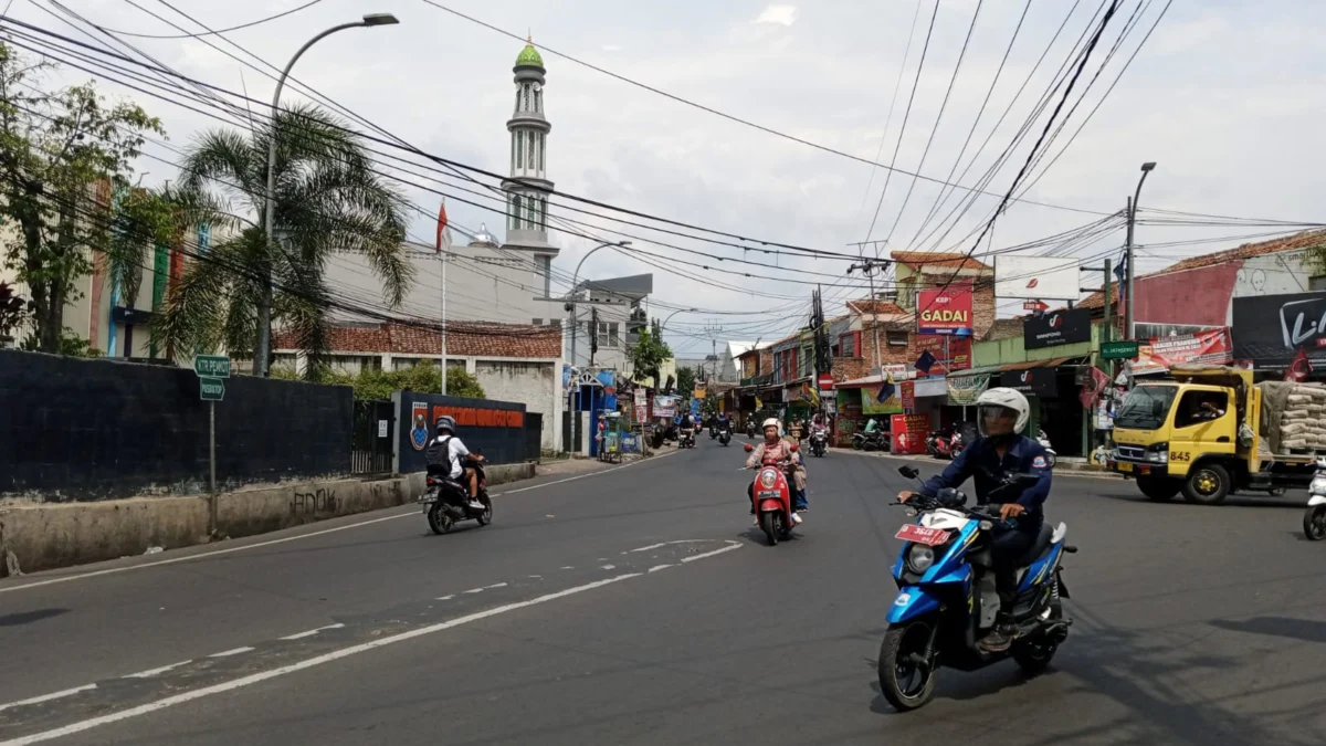 Simpang Pertigaan Pemkot Cimahi yang Kerap Mengalami Kemacetan akan Diperlebar. (Mong / Jabar Ekspres)