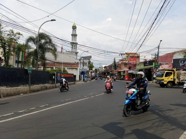 Simpang Pertigaan Pemkot Cimahi yang Kerap Mengalami Kemacetan akan Diperlebar. (Mong / Jabar Ekspres)