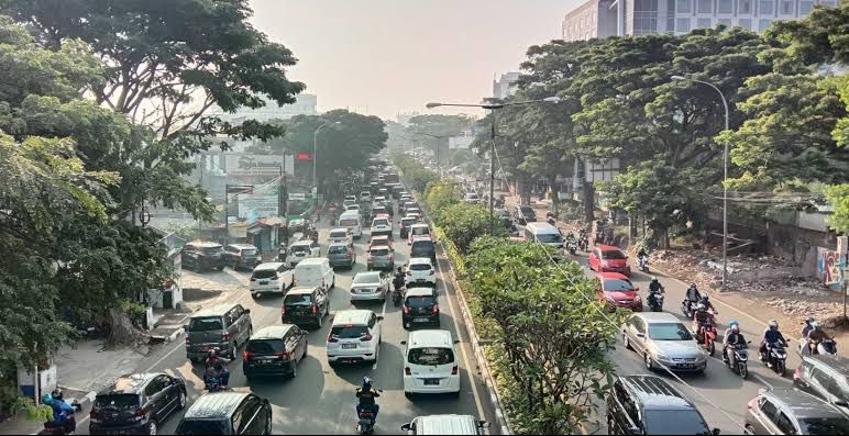 Foto ilustrasi : Transaksi kendaraan masuk ke Kota Bandung melalui GT Pasteur naik 43 persen jelang Nataru (Dok. Jabarekspres)