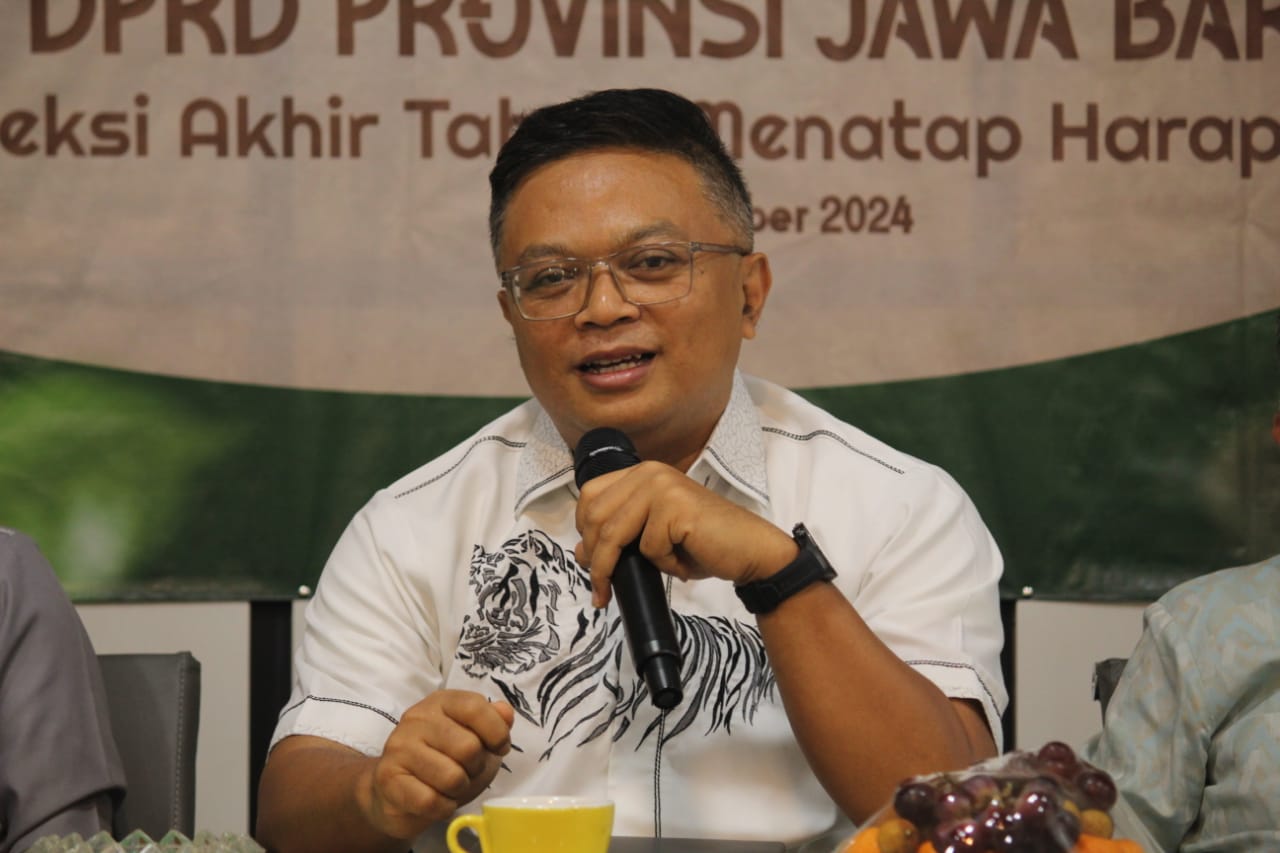 Ketua Fraksi Partai Persatuan Pembangunan (PPP) Zaini Shofari. (Hendrik Muchlison)