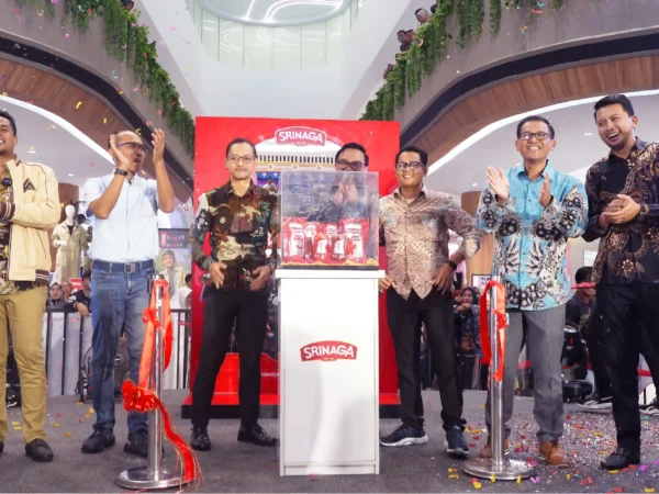 PT Antaboga Pangan Nusantara secara resmi meluncurkan produk Saus Srinaga dalam Festival Produk Lokal di City Plaza Garut