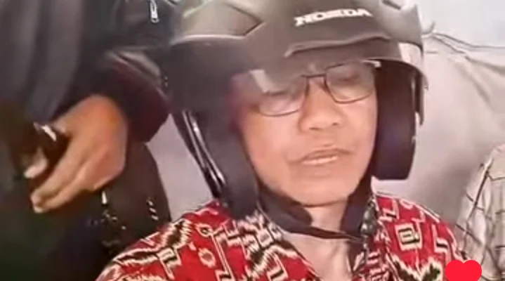 Ayah korban kisruh Ojol Vs Opang Cimekar murka sang anak alami luka serius. (Tangkapan Layar Instagram / Jabar Ekspres)