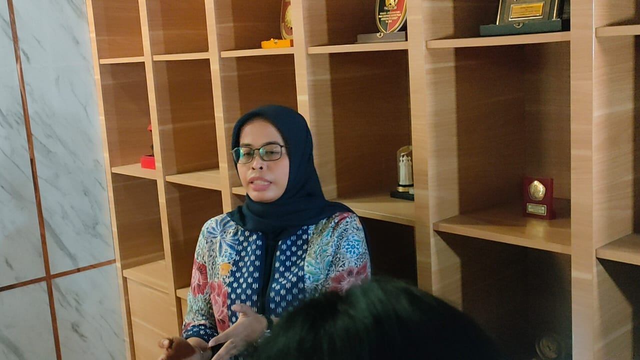 Dik. Ketua KPU Jabar Ummi Wahyuni. Selasa (3/12). Foto. Sandi Nugraha.