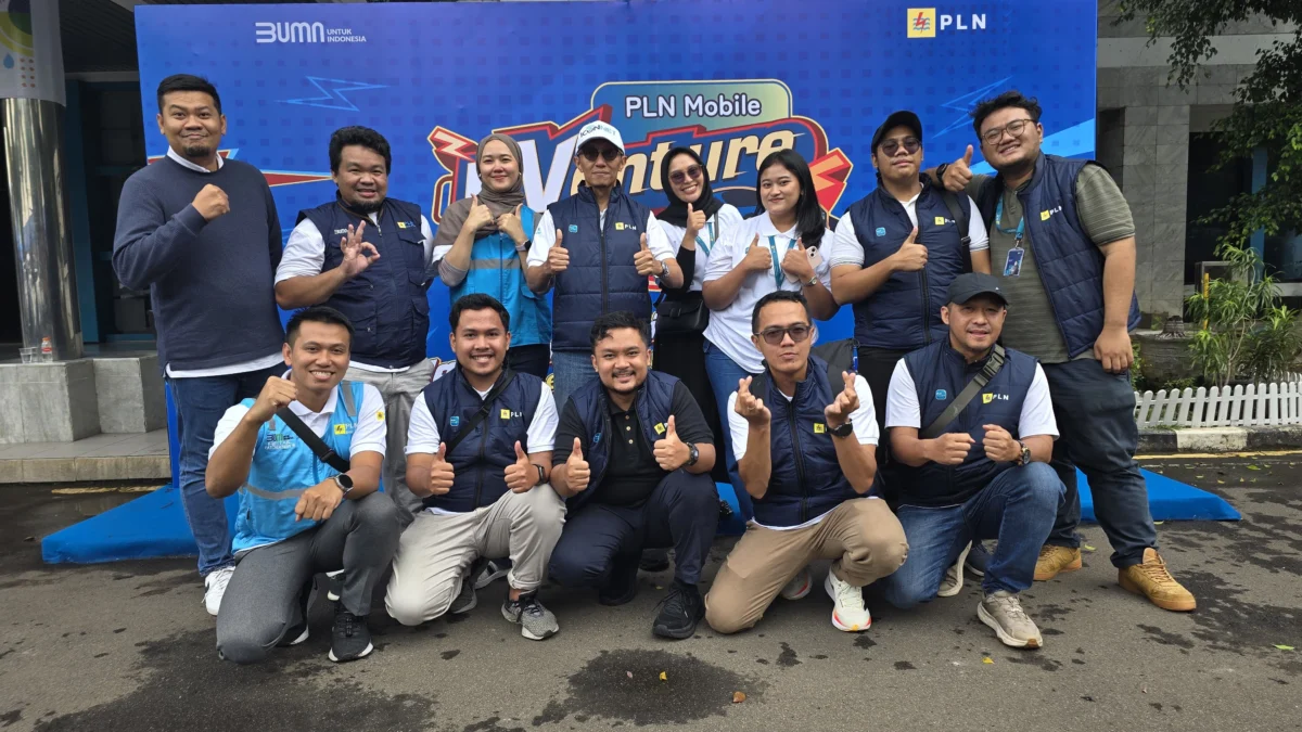 PLN Icon Plus SBU Regional Jawa Barat Dukung Transisi Energi Berkelanjutan melalui gelaran Mobile EVenture Kendaraan Listrik