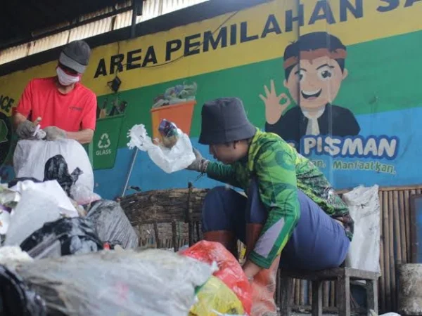 Foto ilustrasi pengolahan sampah di Kota Bandung (Dok. Jabar Ekspres)