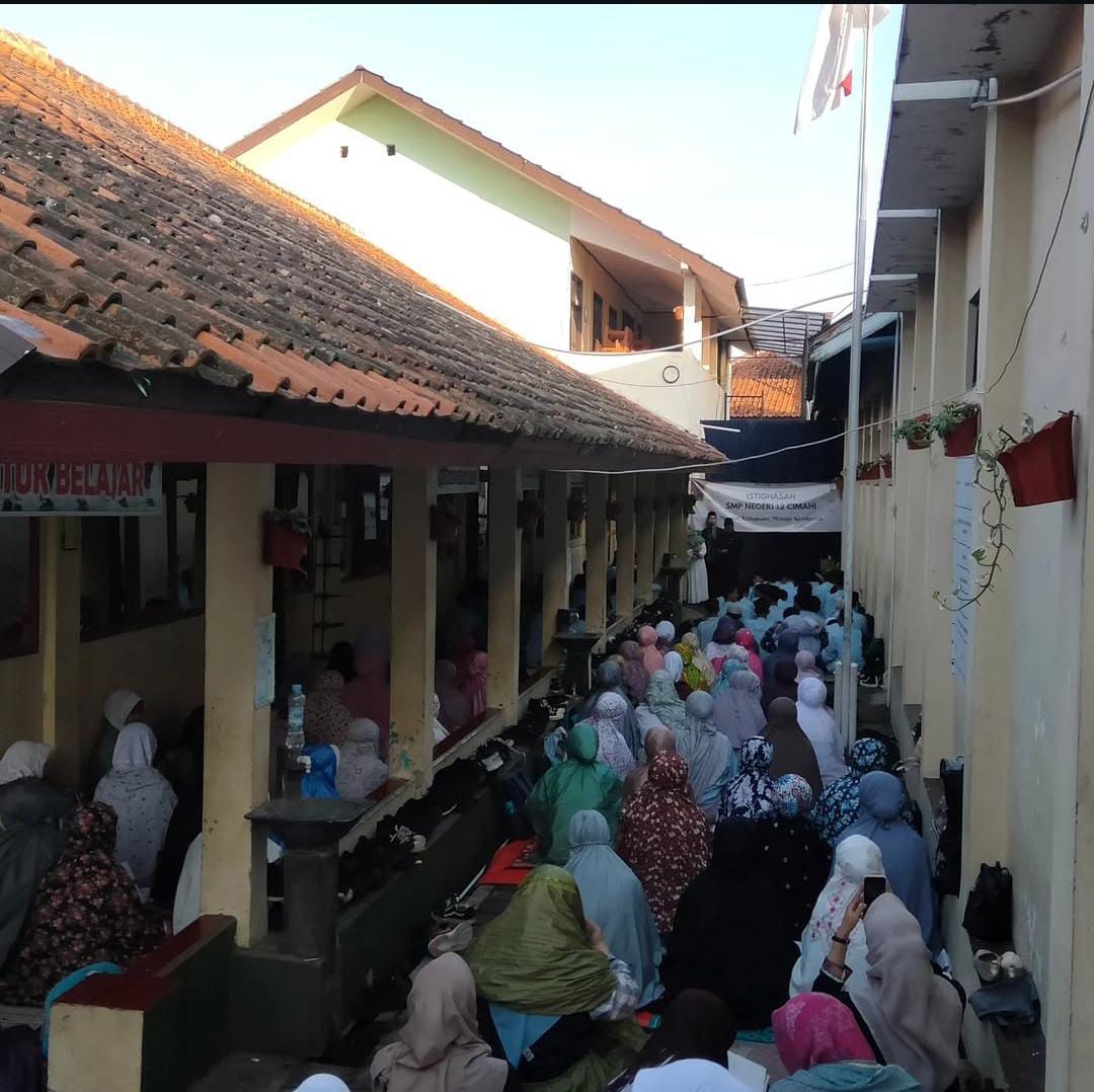 Salah Satu Kondisi Lorong di SMPN 12 Cimahi (ist)