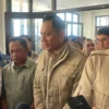 Menteri Koordinator Bidang Infrastruktur dan Pembangunan Kewilayahan (Menko Infra), Agus Harimurti Yudhoyono (AHY) saat melakukan peresmian di Rusunawa Rancaekek, Rabu (18/12). Foto Agi