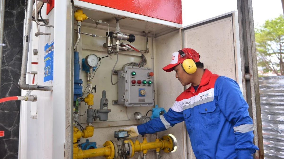 PT PGN Tbk, sebagai Subholding Gas Pertamina, berkomitmen untuk menjaga kehandalan penyaluran gas bumi bagi lebih dari 815.000 pelanggan selama libur Natal 2024 dan Tahun Baru 2025 (