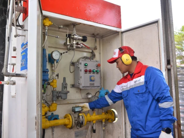 PT PGN Tbk, sebagai Subholding Gas Pertamina, berkomitmen untuk menjaga kehandalan penyaluran gas bumi bagi lebih dari 815.000 pelanggan selama libur Natal 2024 dan Tahun Baru 2025 (