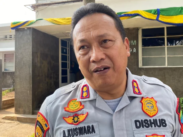 Ptl Kepala Dinas Perhubungan Kota Bandung, Asep Kuswara (Sadam Husen / JE)