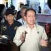 Menteri LH/KBP, Hanif Faisol Nurofiq, saat mengunjungi Rest Area KM 57 Tol Cikampek. (Yudha Prananda / Istimewa)