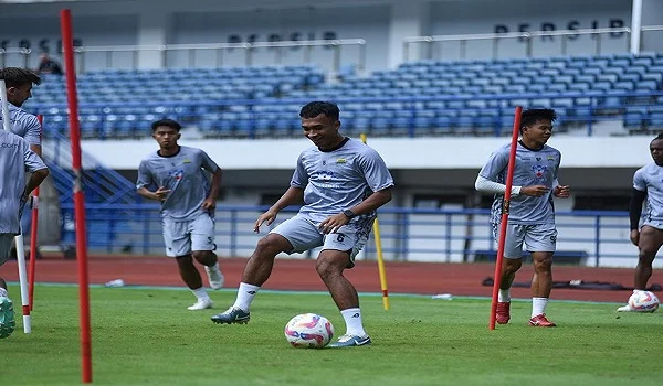 Kakang dan Robi siap bermain di laga Persib vs Persis/dok Persib/