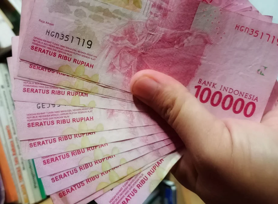 THR dan TPG Cair Jelang Tahun Baru, Hadiah Akhir Tahun untuk Guru dan Dosen