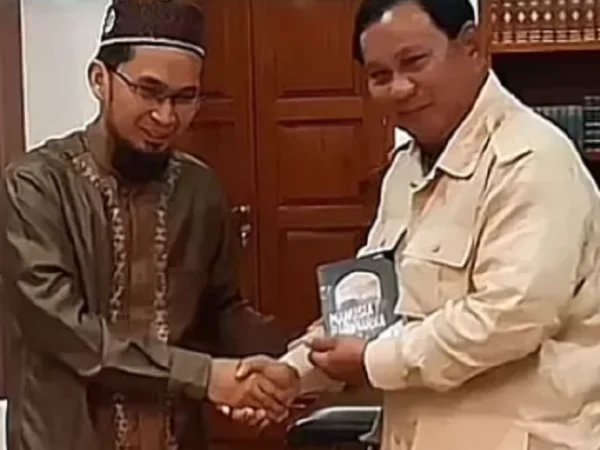 Benarkah Ustadz Adi Hidayat Jadi Pengganti Gus Miftah? Simak Fakta Sebenarnya!