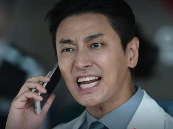 Karakter Ju Ji Hoon yang emosional dalam Drama The Trauma Code: Heroes On Call yang tayang hari ini.