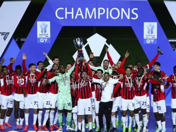 AC Milan juara Supercoppa Italia/Instagram @acmilan/